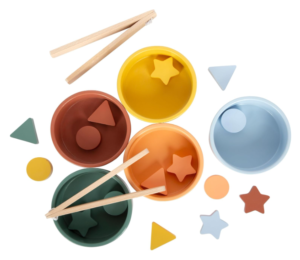 Small Foot Montessori Sorteerimismäng tangidega